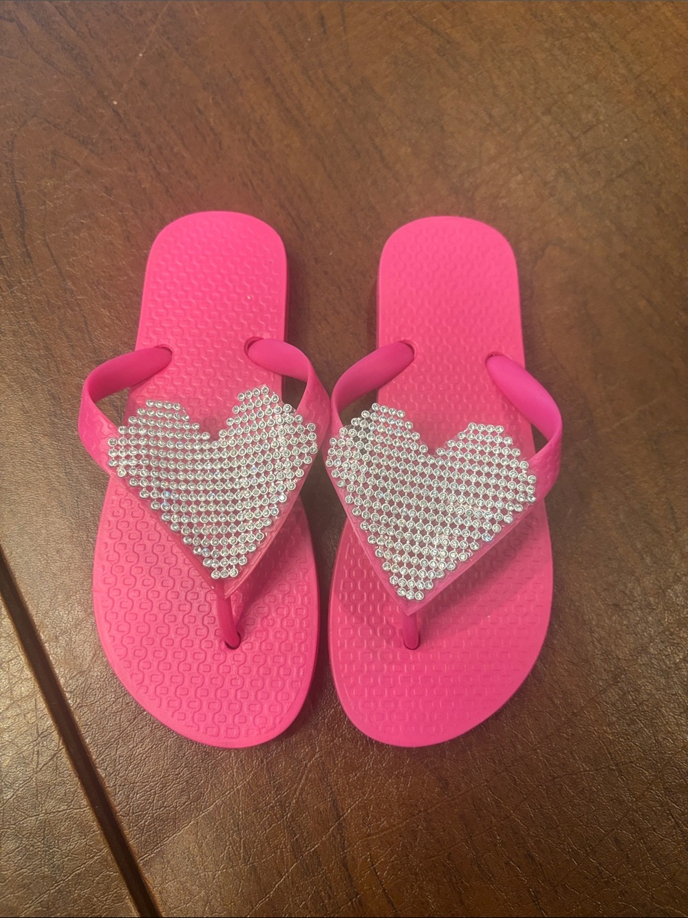 Girls' Pink Rhinestone Heart Flip Flops - Sparkle Summer Sandals size 31/32